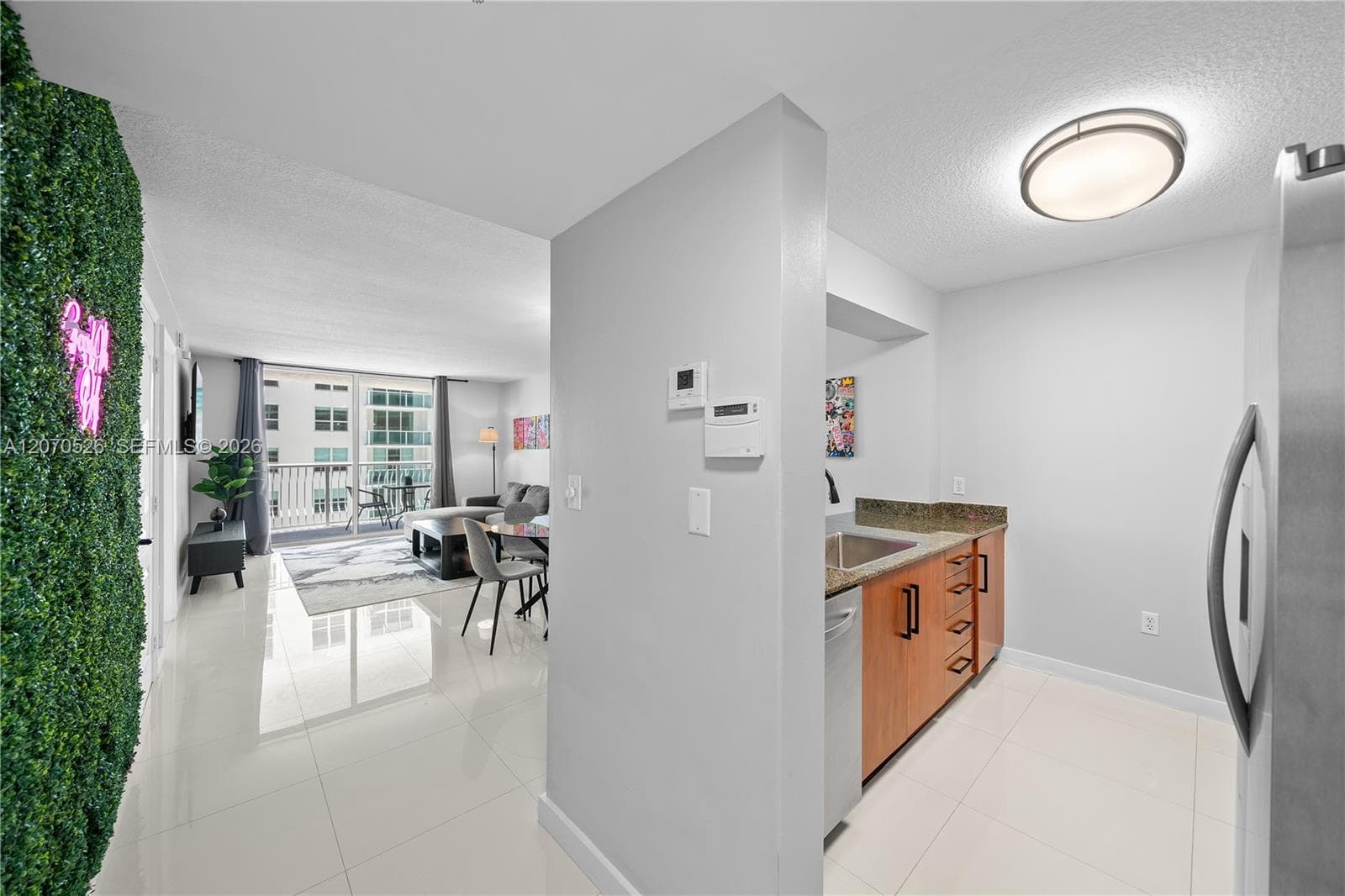 1200 Brickell Bay Dr # 2205, Miami FL 33131 photo 5
