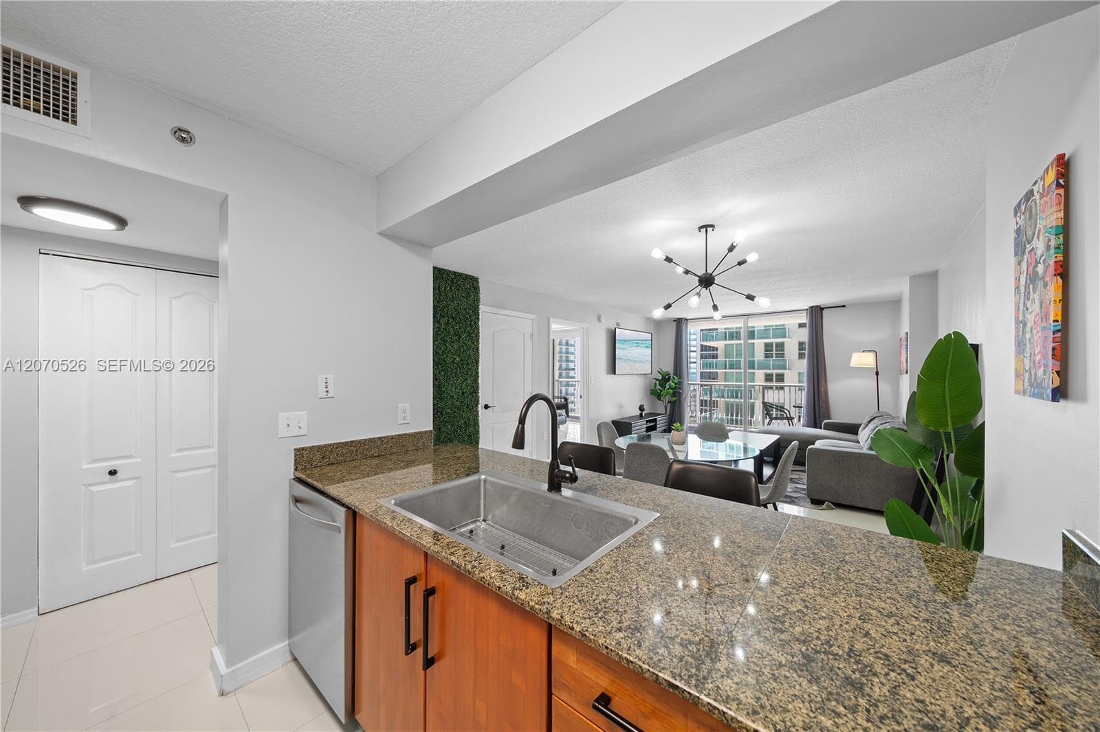 1200 Brickell Bay Dr # 2205, Miami FL 33131 photo 4