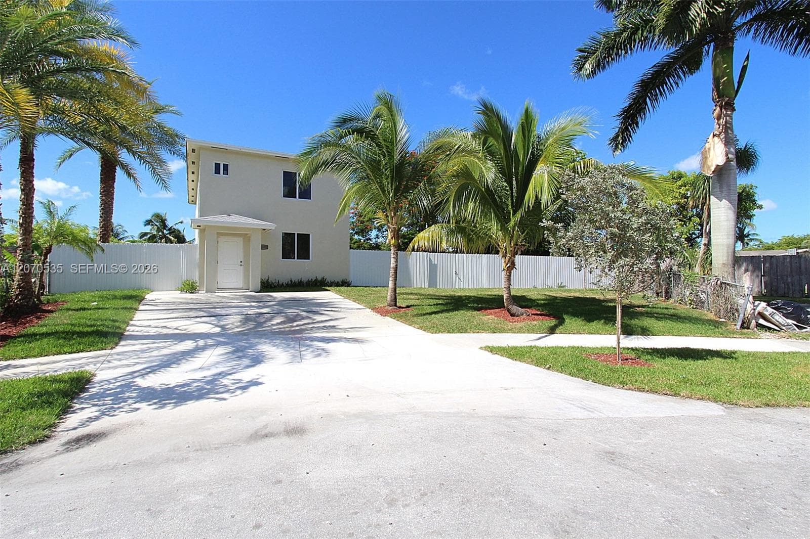 16035 SW 299th Ter, Homestead FL 33033 photo 2