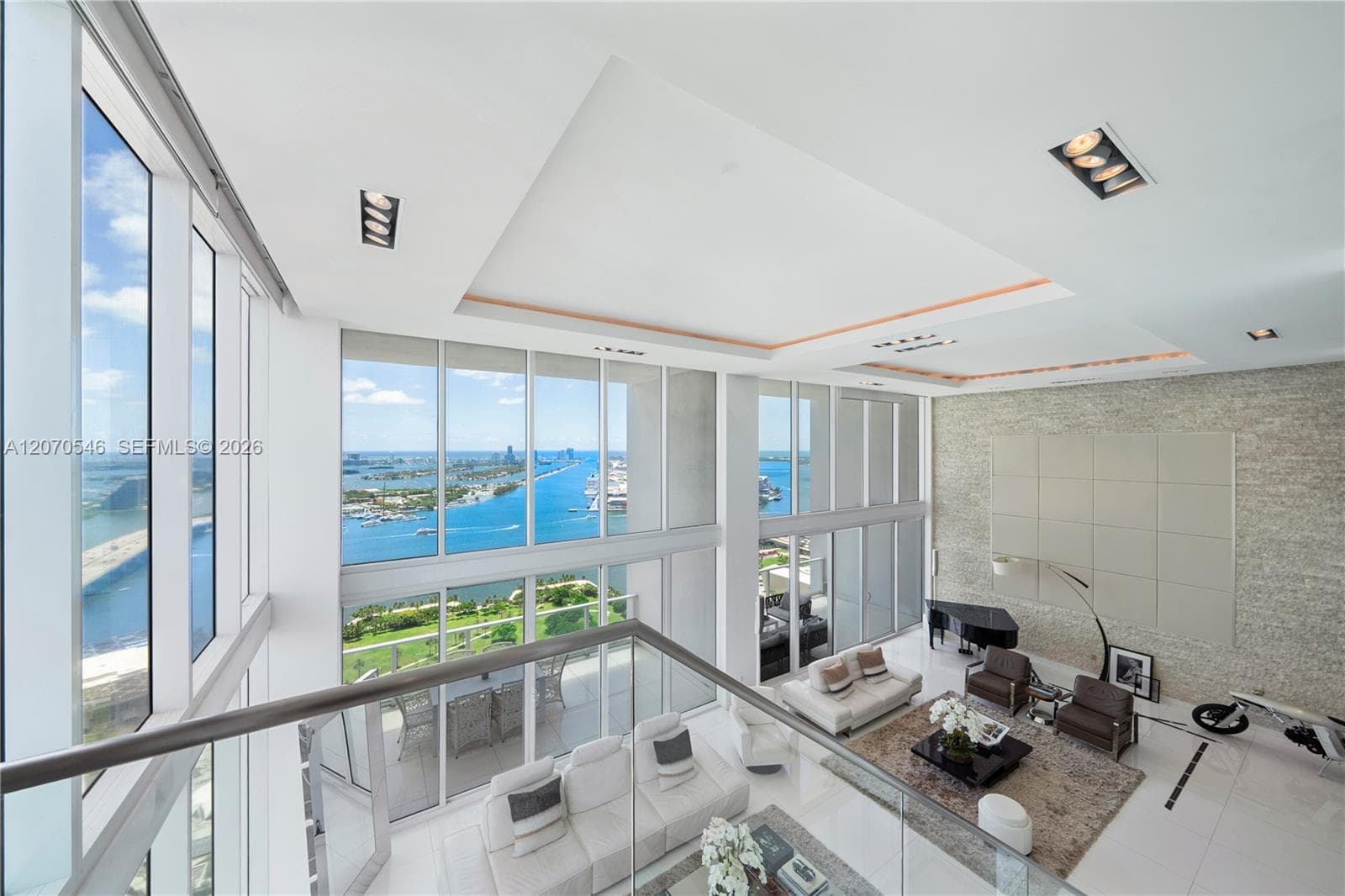 1040 Biscayne Blvd # 4403, Miami FL 33132