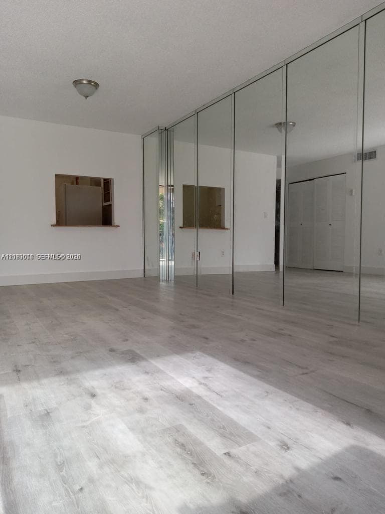 16751 NE 9th Ave # 211, North Miami Beach FL 33162 photo 4
