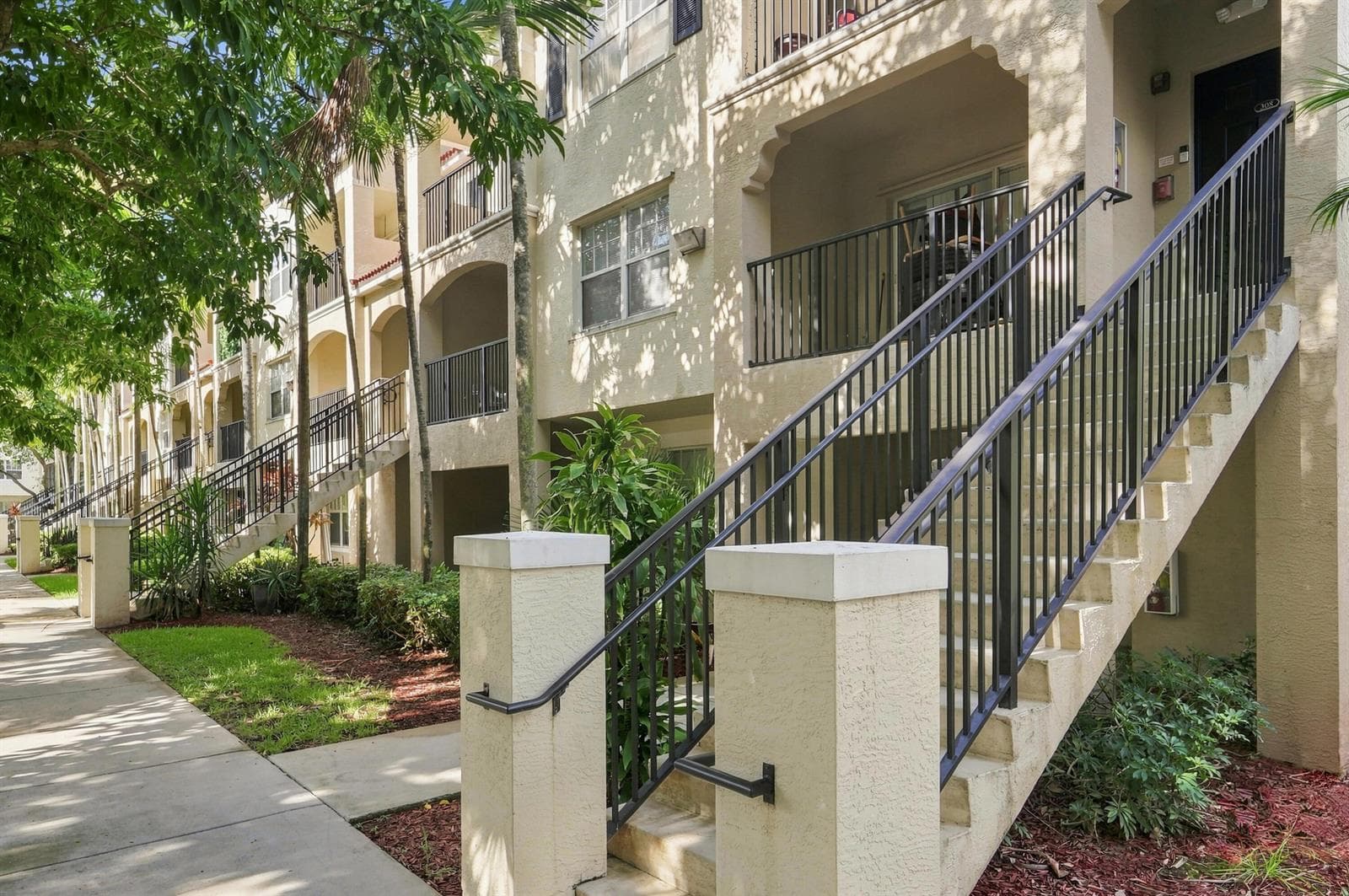 5940 W Sample Road # 308, Coral Springs FL 33067