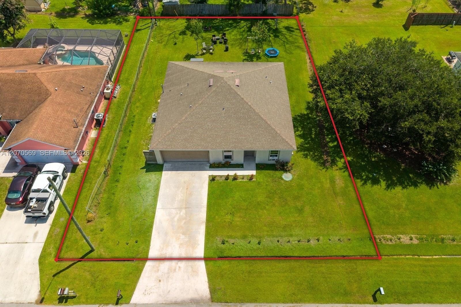 1671 SE Seashore Ln, Port St. Lucie FL 34983 photo 3