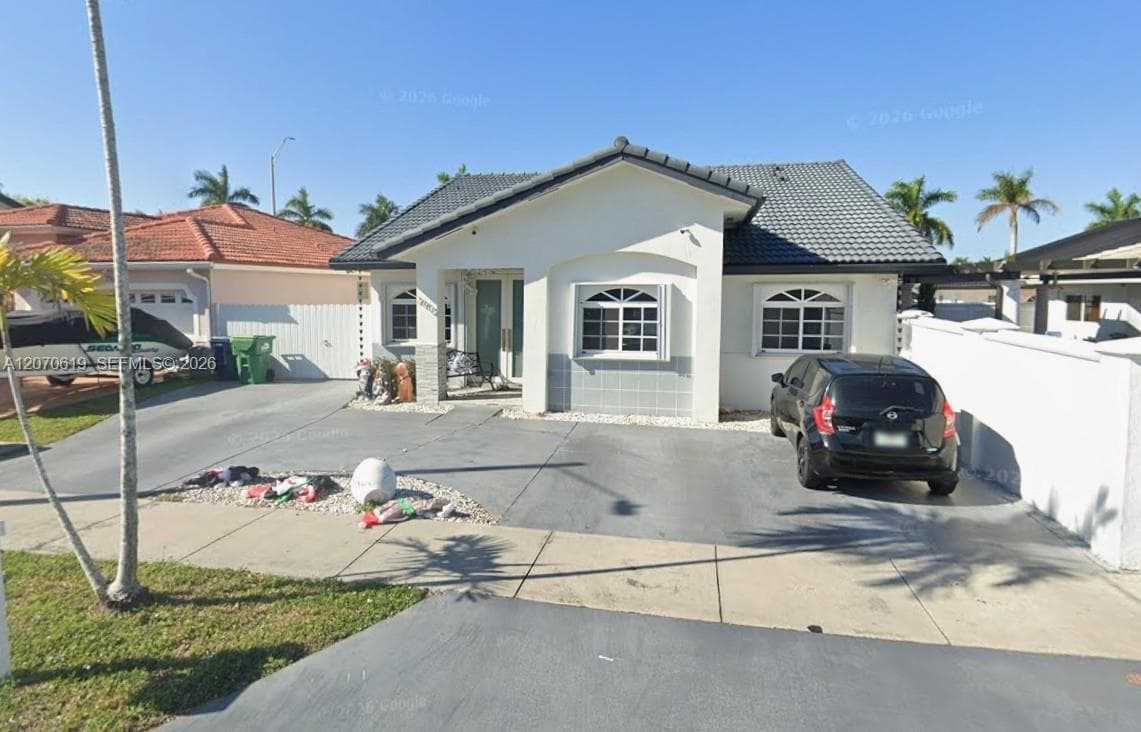2902 SW 136th Ct, Miami FL 33175