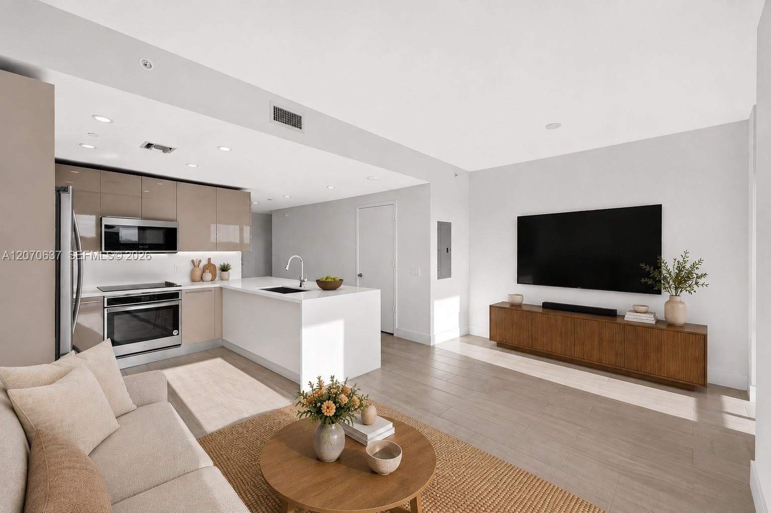 2000 Metropica Way # 417, Sunrise, FL 33323 photo 3