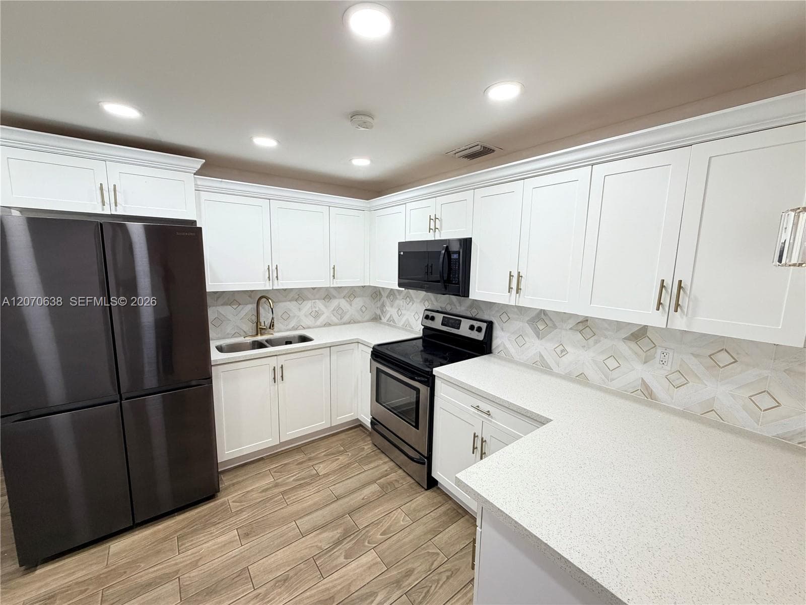 18711 NW 24th Ave, Miami Gardens FL 33056 photo 2