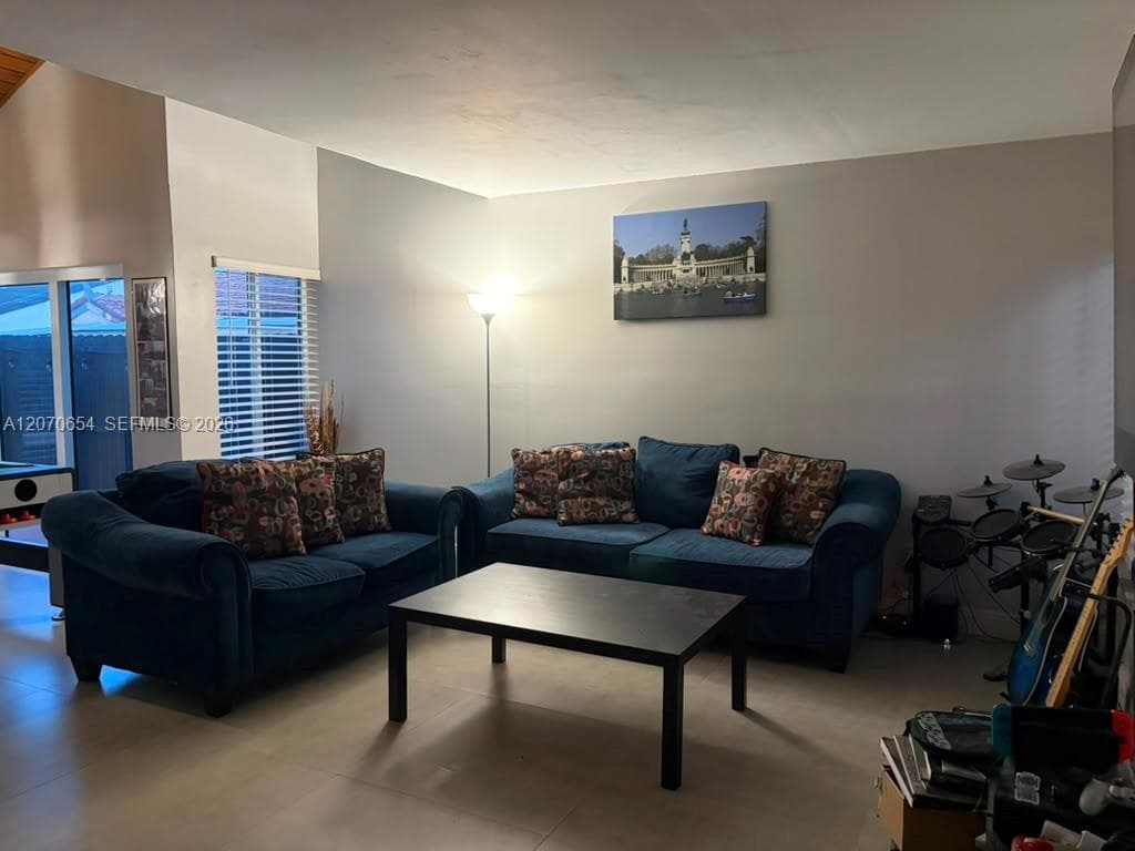 10051 SW 147th Pl, Miami FL 33196 photo 4