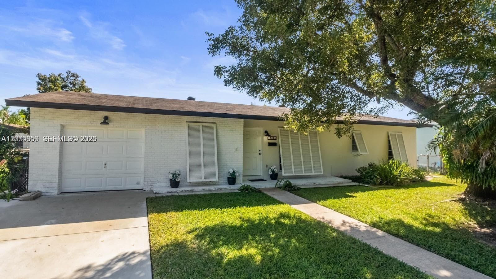 18225 SW 94th Ave, Palmetto Bay FL 33157 photo 2