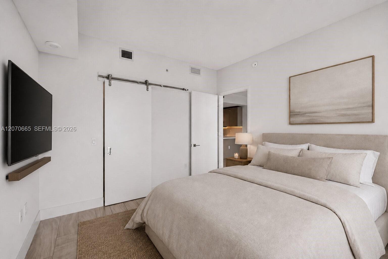 2000 Metropica Way # 2111, Sunrise, FL 33323 photo 5