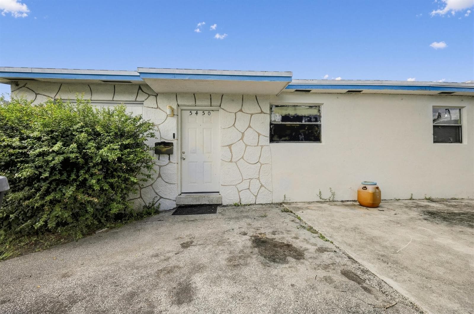 5450 FLETCHER Street, Hollywood FL 33021 photo 3