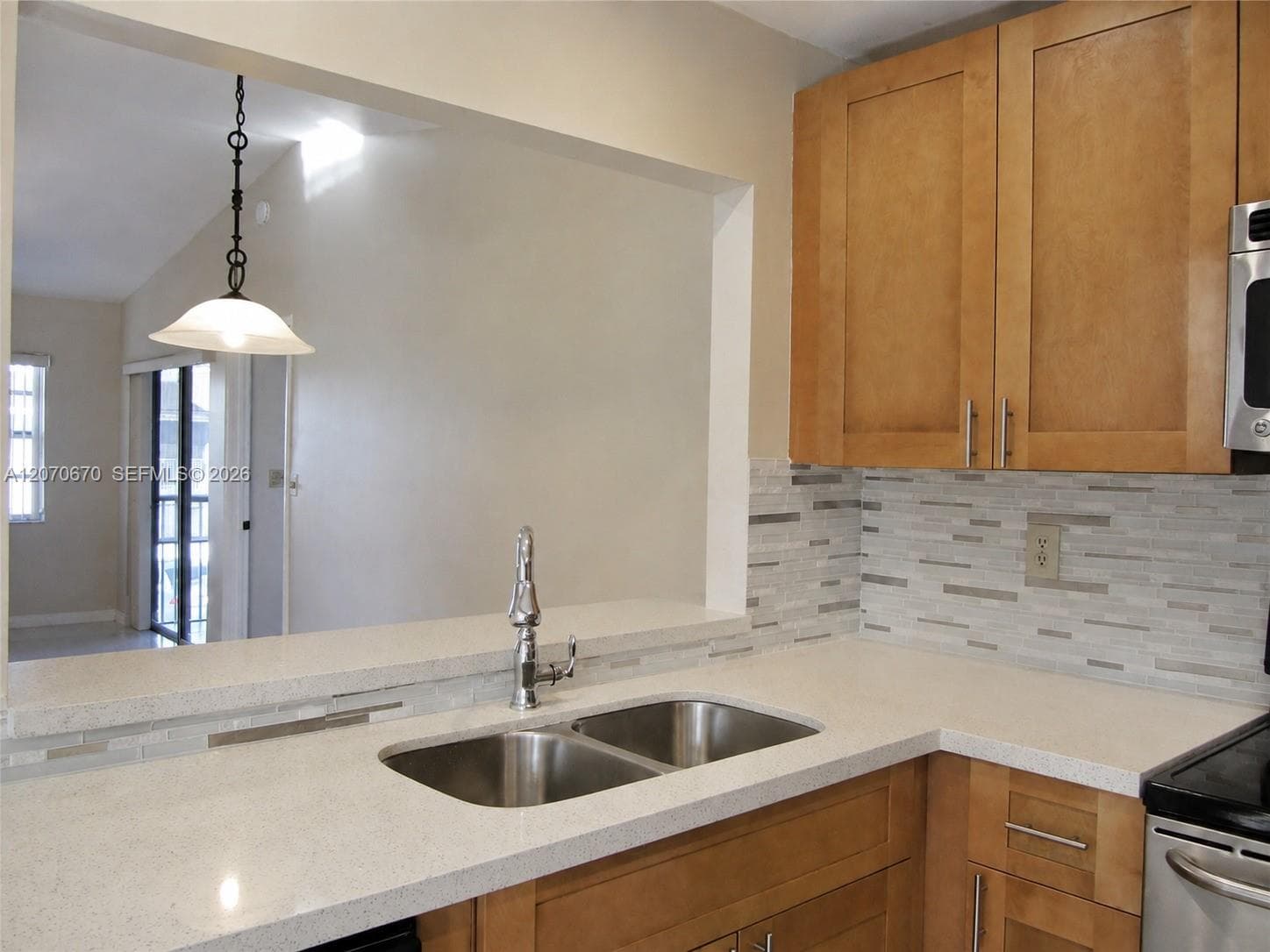 454 NE 210th Circle Ter # 202-7B, Miami FL 33179 photo 4