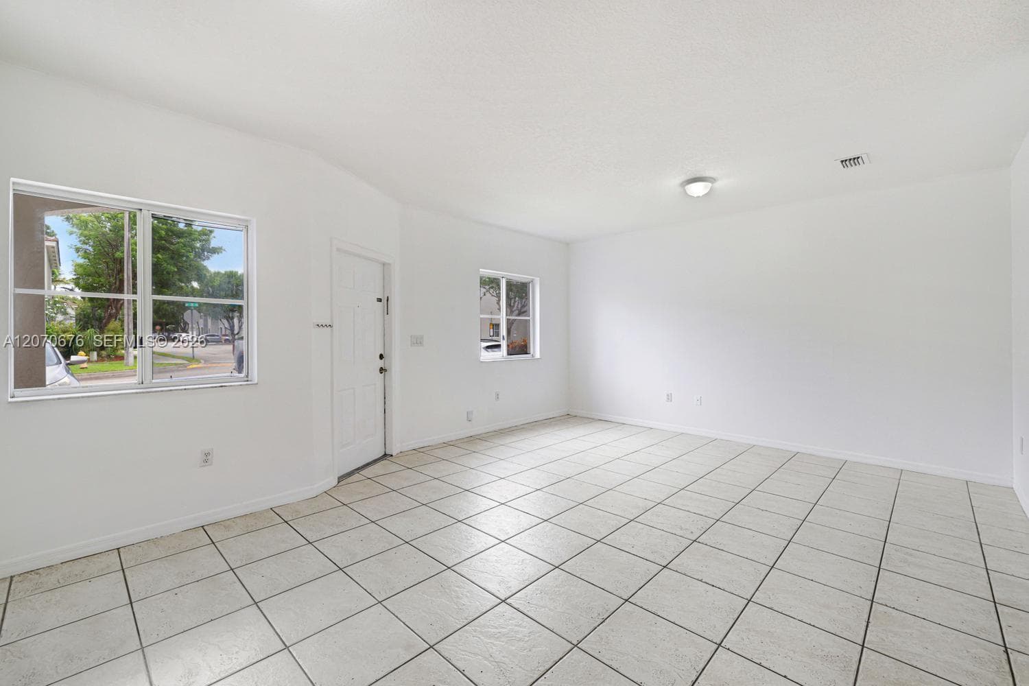 1700 SE 31st Ct, Homestead FL 33035 photo 5