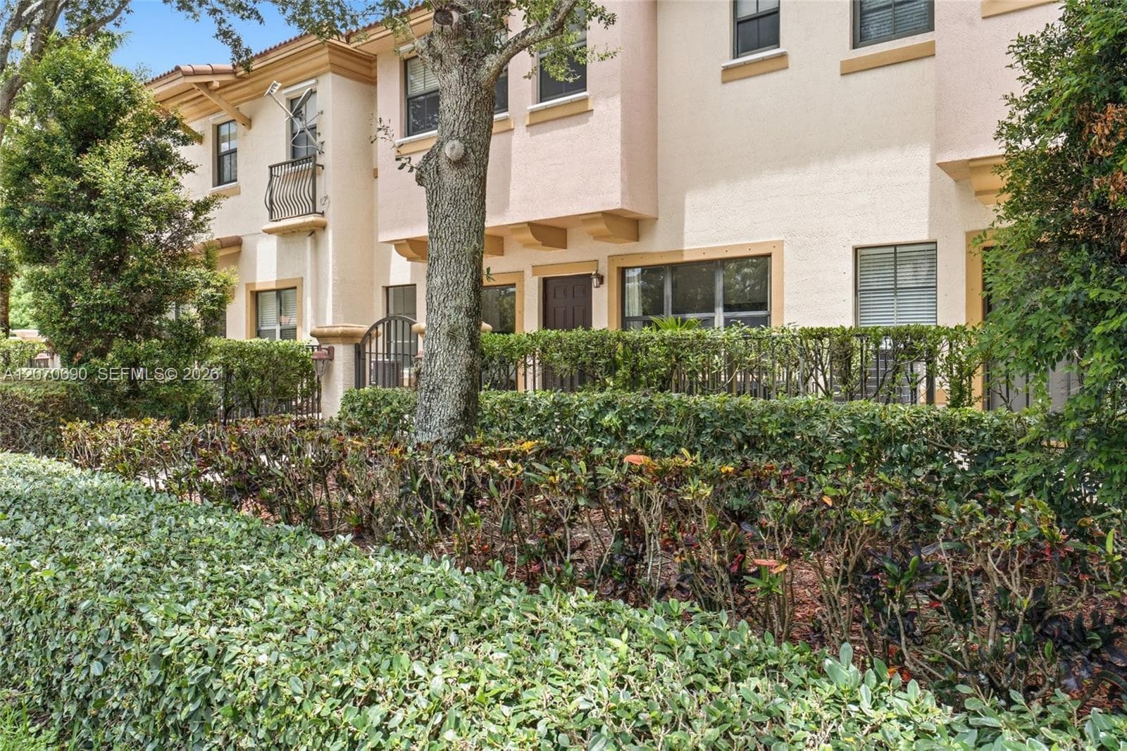 4758 Cypress St, Coconut Creek FL 33073 photo 4