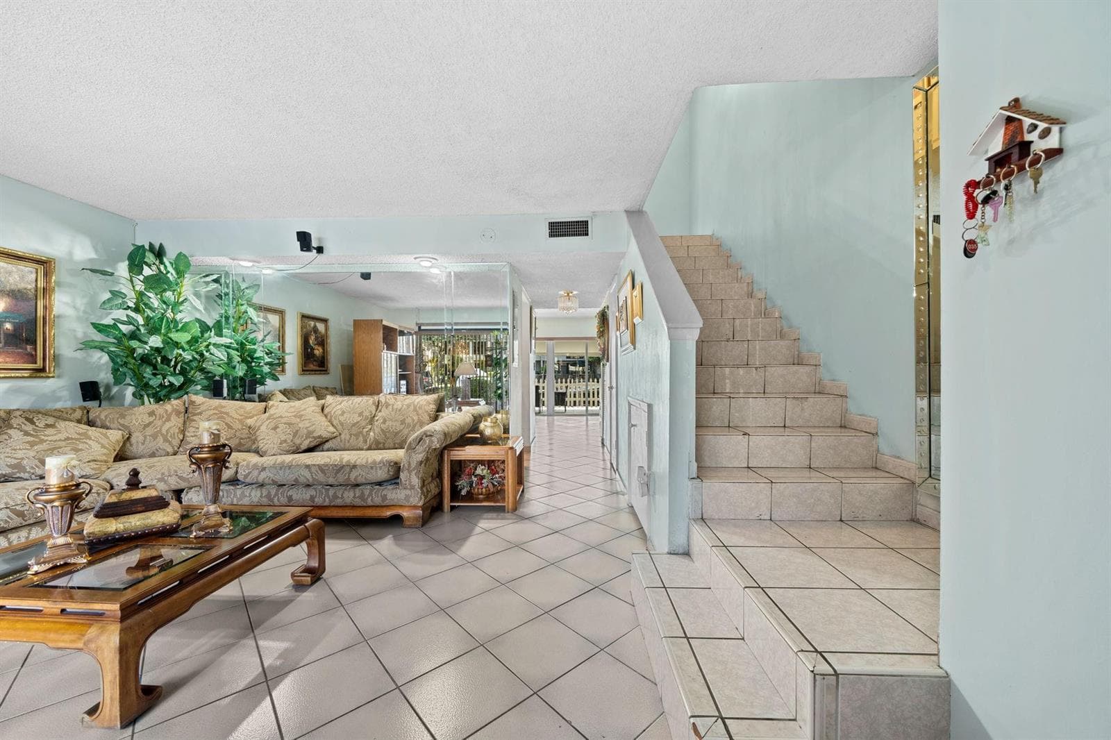 16470 NE 27TH Place # 35, North Miami Beach FL 33160 photo 4
