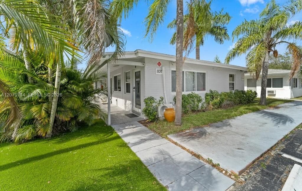1133 NE 17th Ave # 7, Fort Lauderdale, FL 33304 photo 2