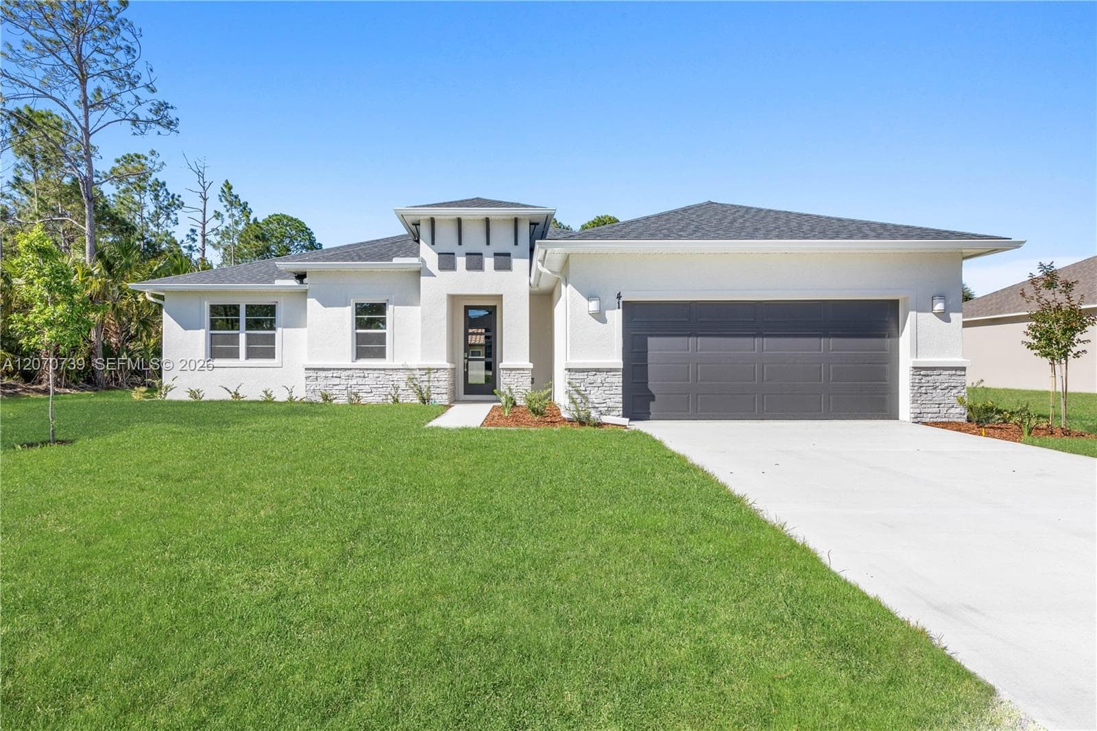 412 VANGUARD ST SE, Palm Bay FL 32909 photo 2