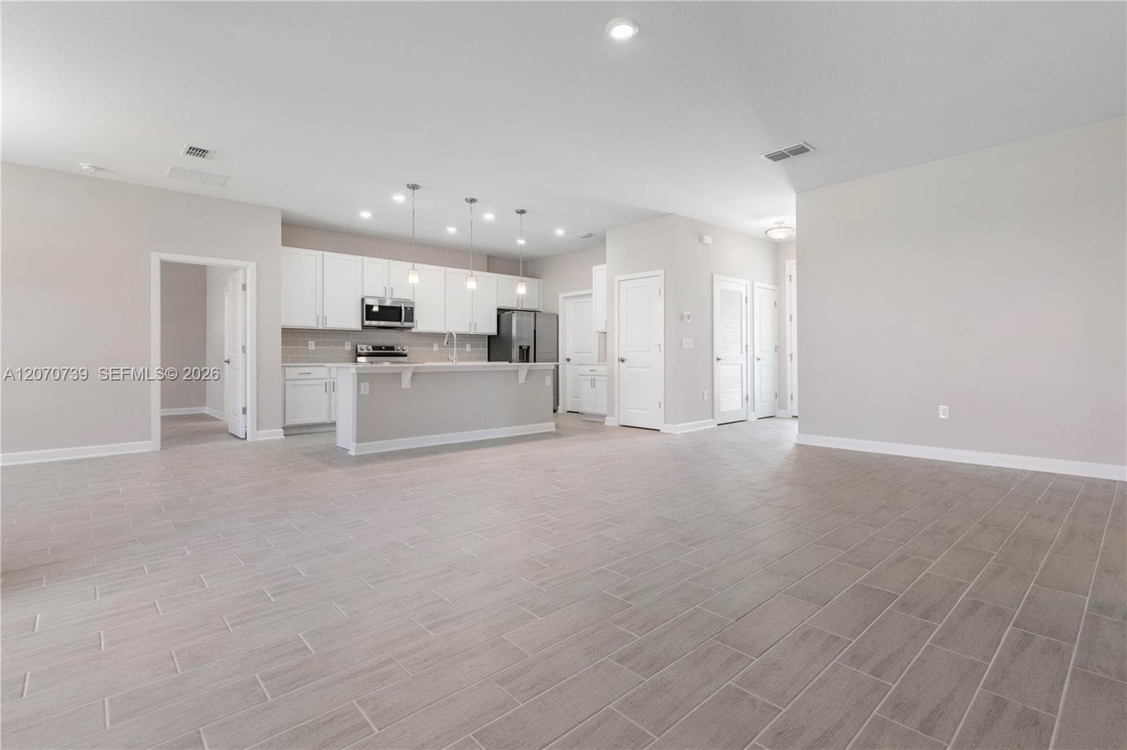 412 VANGUARD ST SE, Palm Bay FL 32909 photo 5