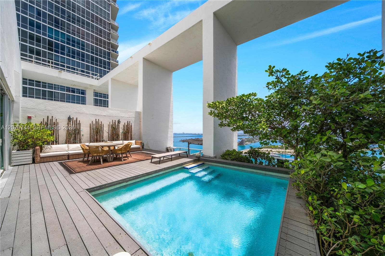 1040 Biscayne Blvd # 4602, Miami FL 33132 photo 3