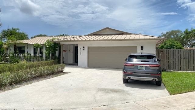 6020 SW 17th Ct, Plantation FL 33317 photo 2