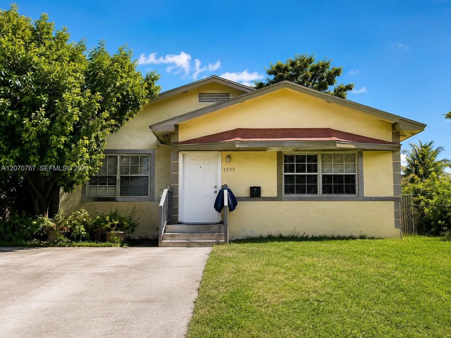 1935 NW 76TH ST, Miami FL 33147