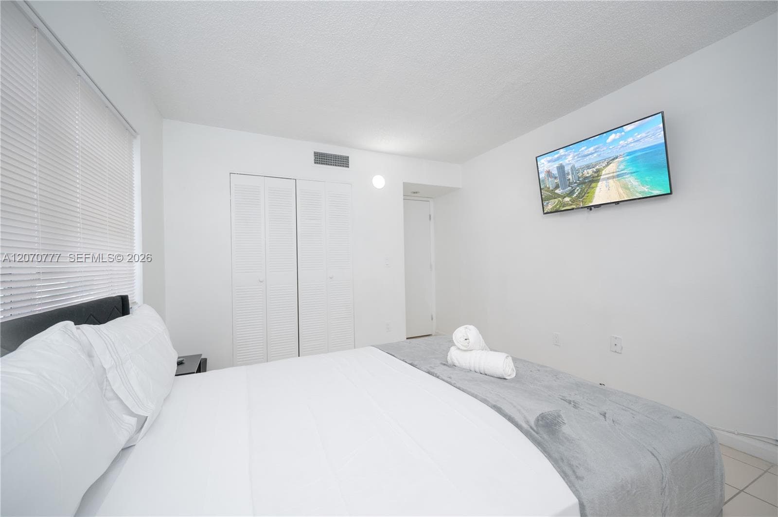 500 NE 26th St # 2C, Miami, FL 33137 photo 3