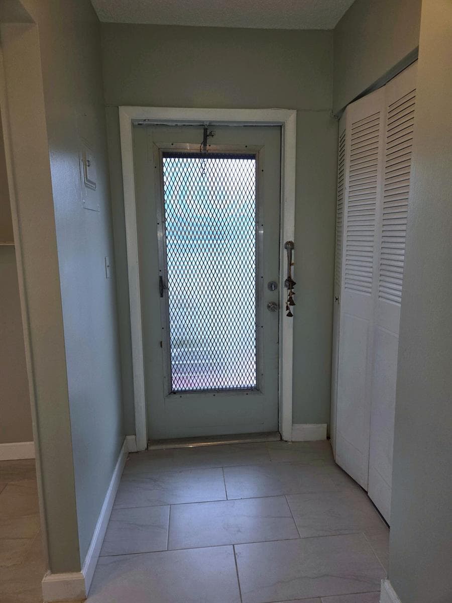 5071 W OAKLAND PARK Boulevard # 109, Lauderdale Lakes FL 33313 photo 2