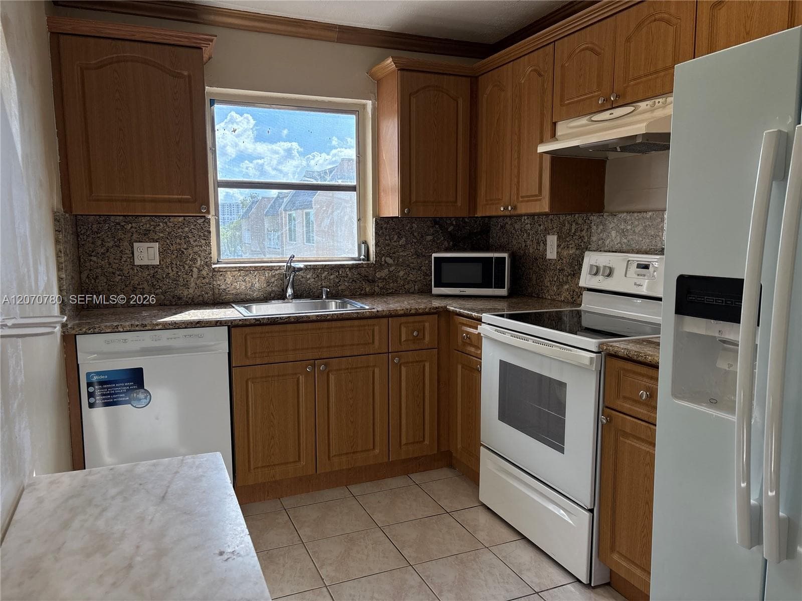 7725 SW 86th St # 419, Miami FL 33143 photo 2