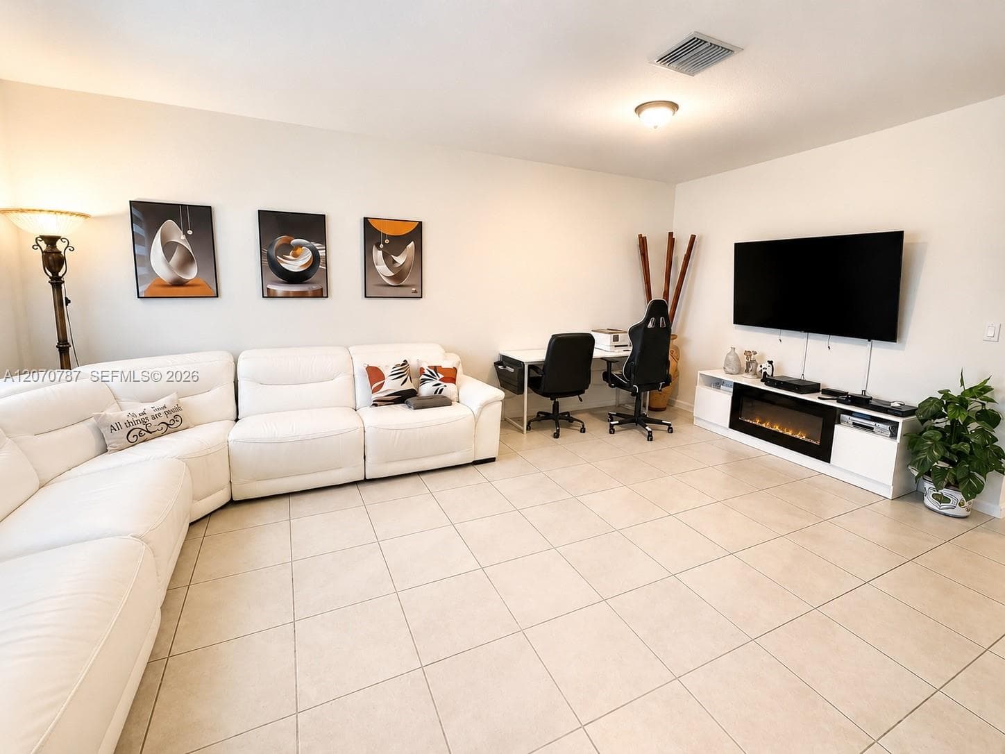 18324 SW 148th RD, Miami FL 33187 photo 3