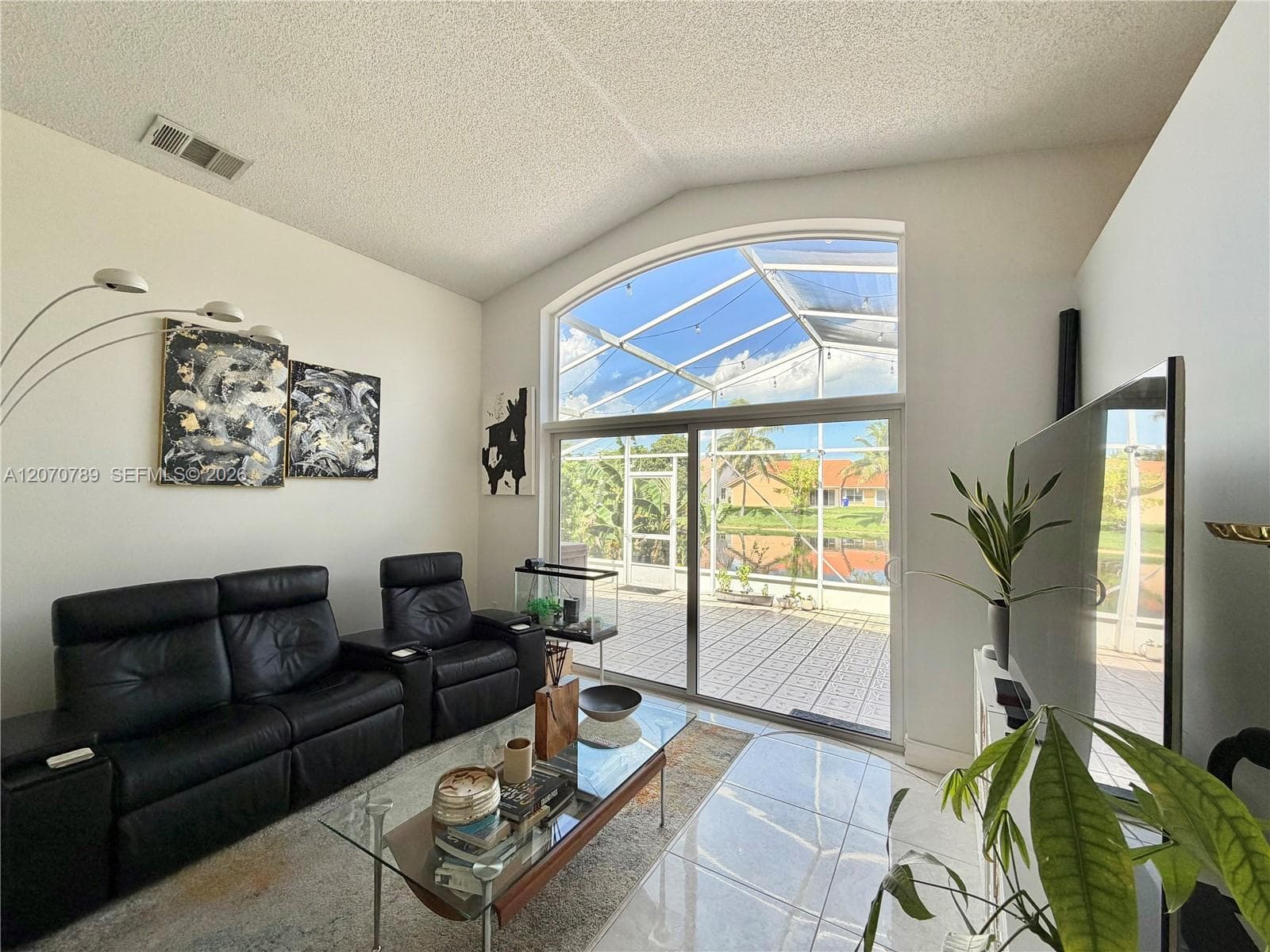 415 NW 165th Ave, Pembroke Pines FL 33028 photo 5