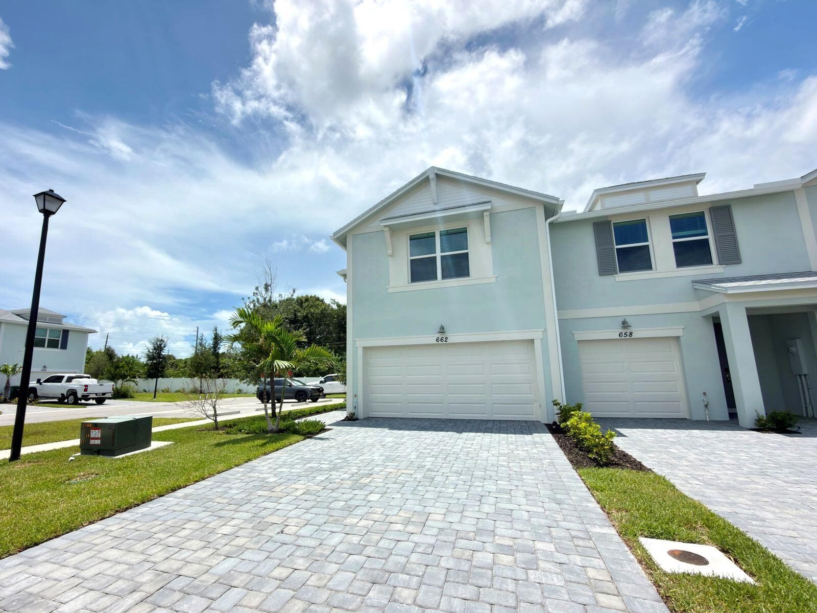 662 Salisbury Circle, Fort Pierce FL 34982 photo 3