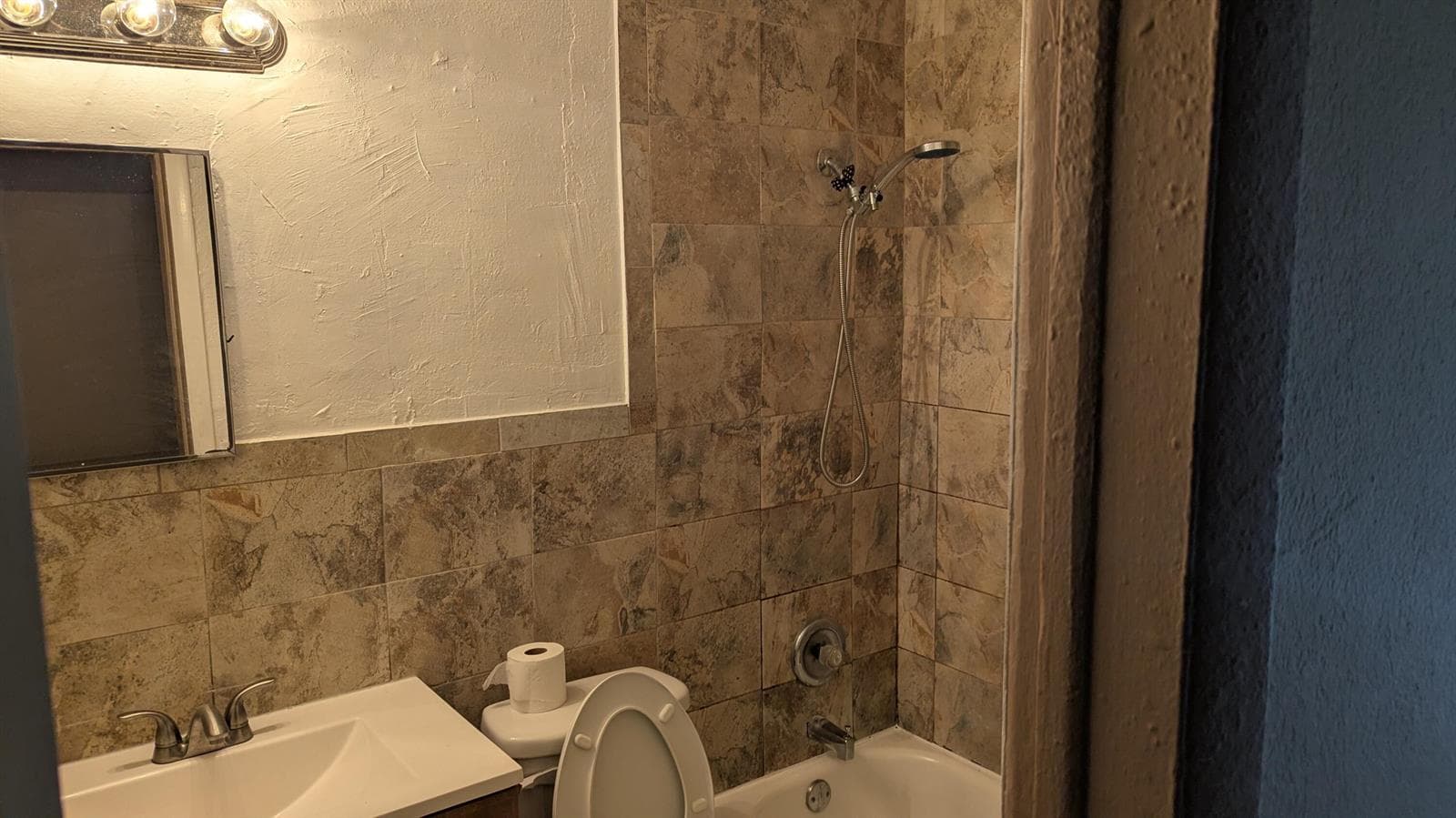 2670 NW 10th Street # 8, Pompano Beach FL 33069 photo 5