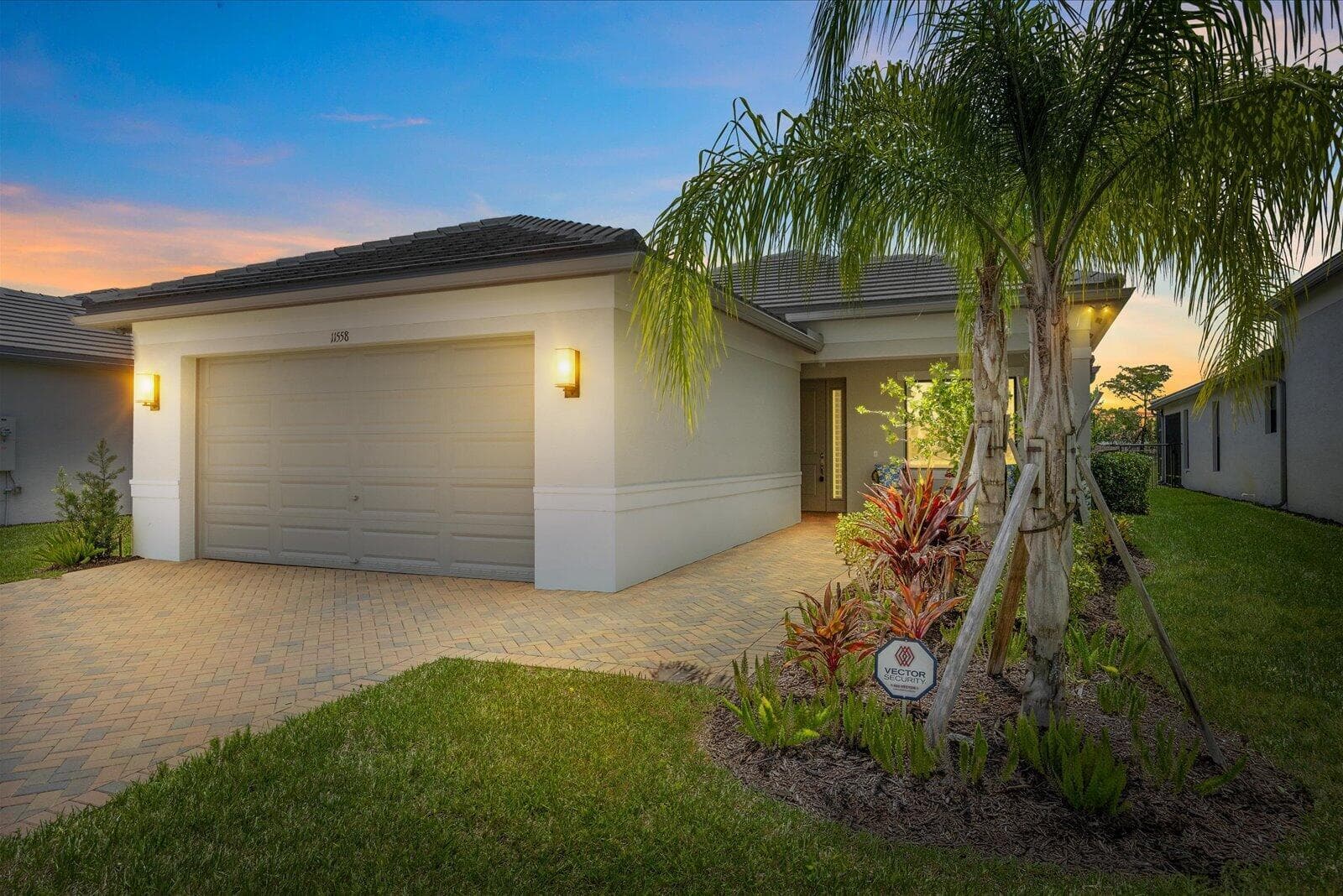 11558 SW Oceanfront Court, Port St. Lucie FL 34987 photo 2