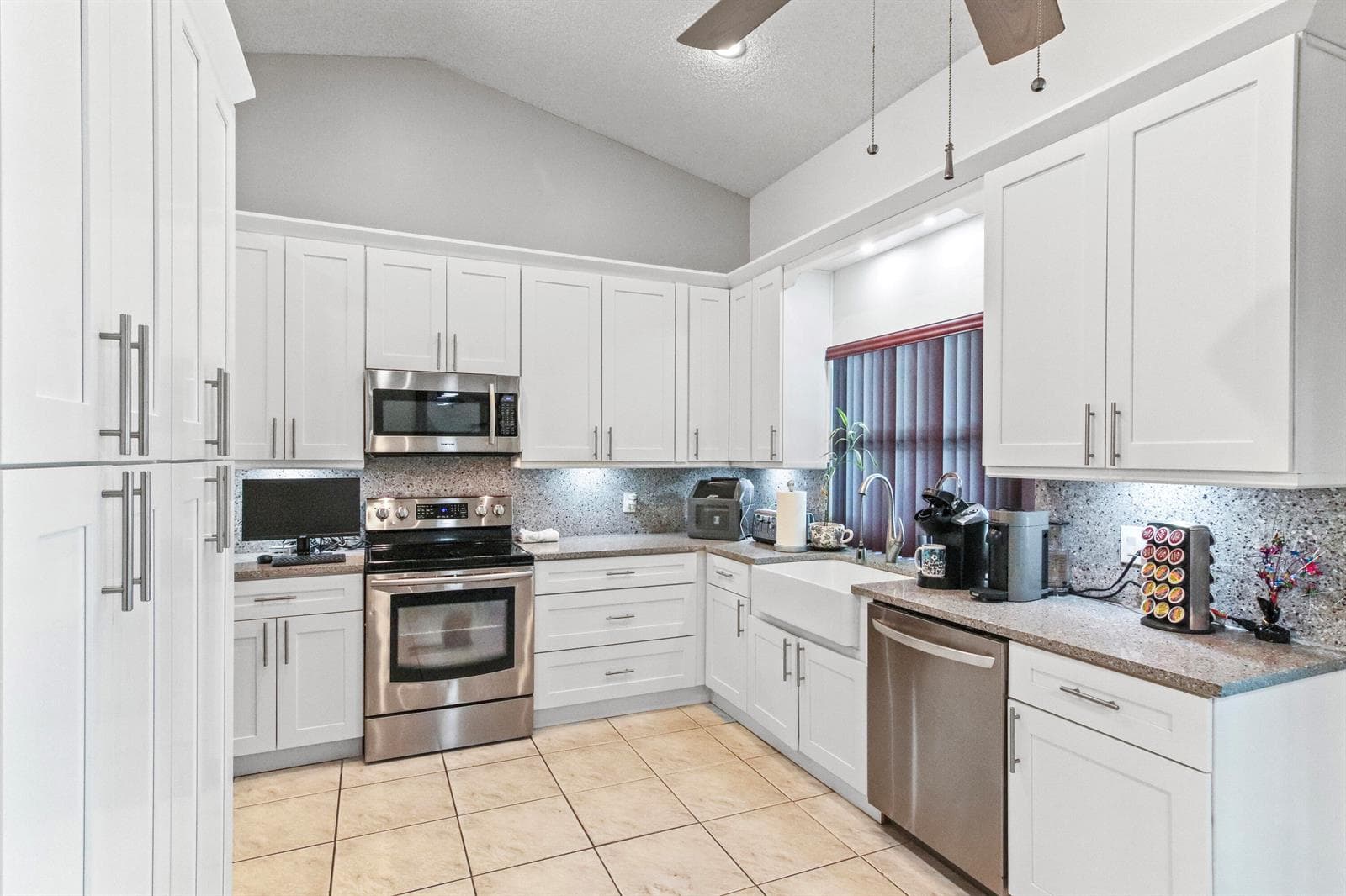11929 NW 2ND Manor, Coral Springs FL 33071 photo 2