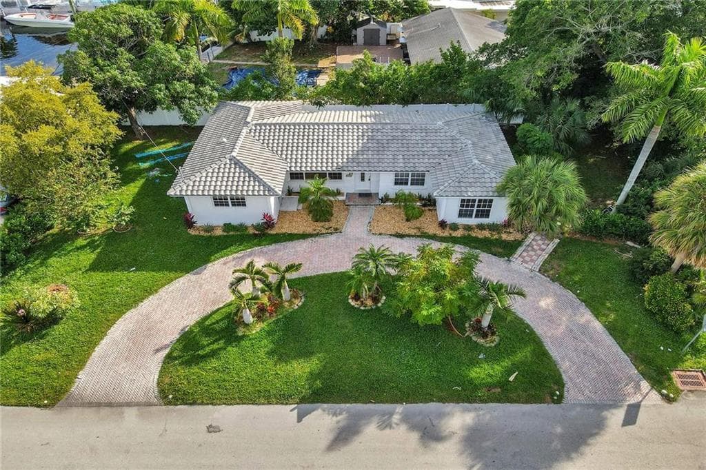 2206 SE 14TH Street, Pompano Beach FL 33062 photo 2