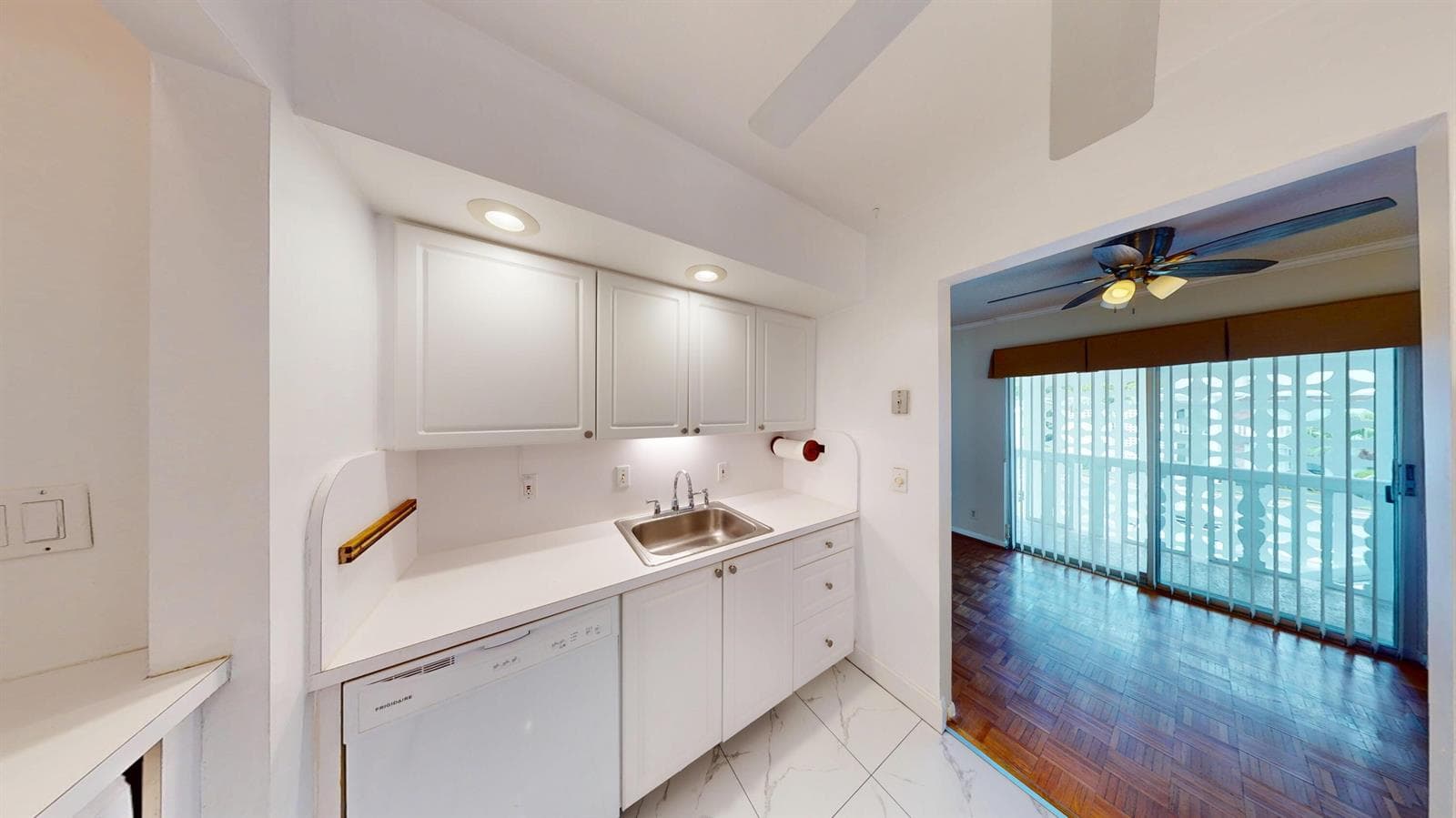 4201 S OCEAN Boulevard # I3, South Palm Beach FL 33480 photo 5