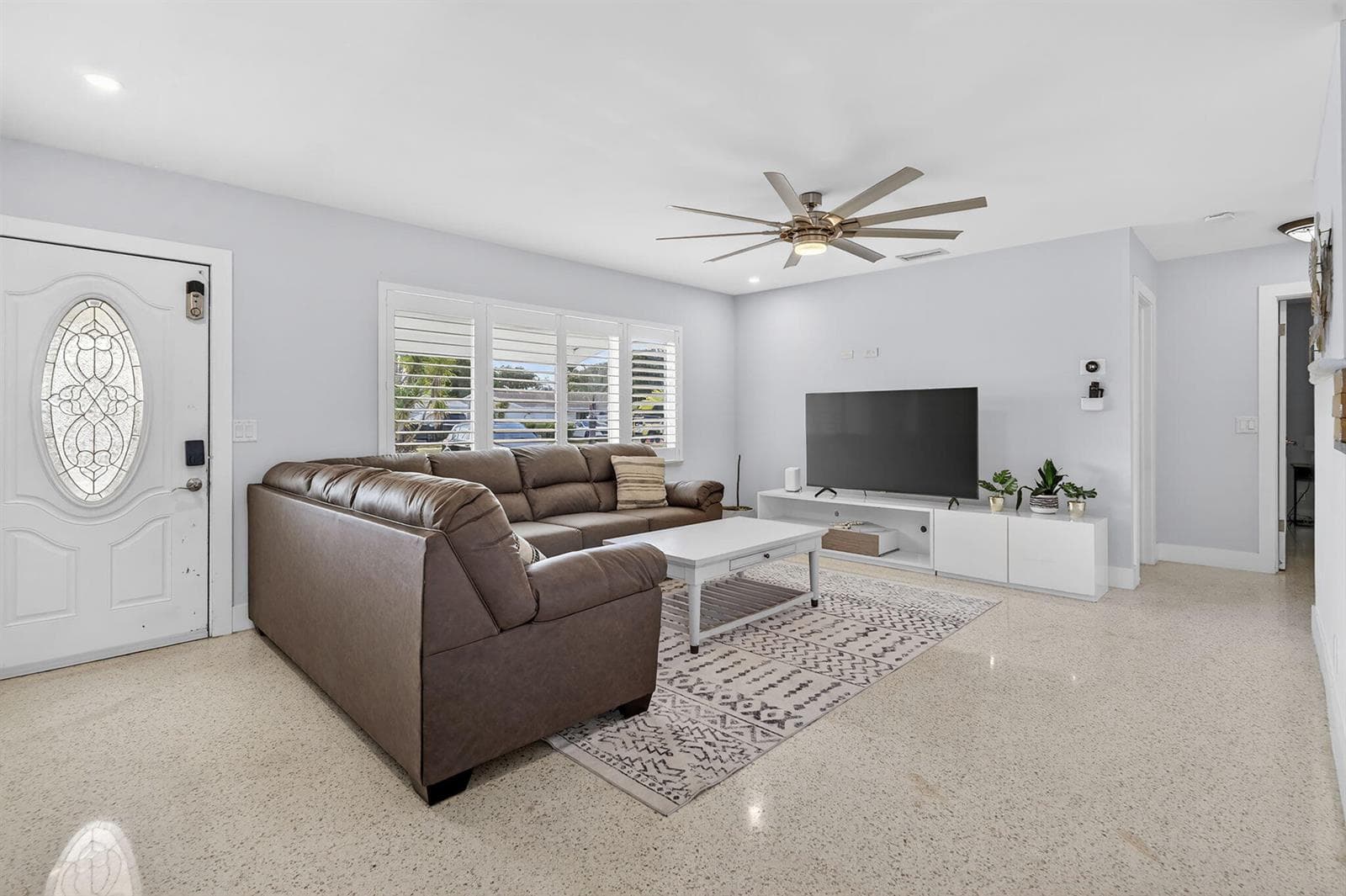 1123 SE 2ND Avenue, Deerfield Beach FL 33441 photo 5