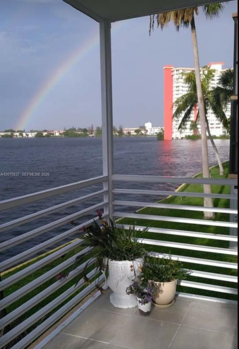 1175 NE Miami Gardens Dr # 208, Miami FL 33179 photo 2
