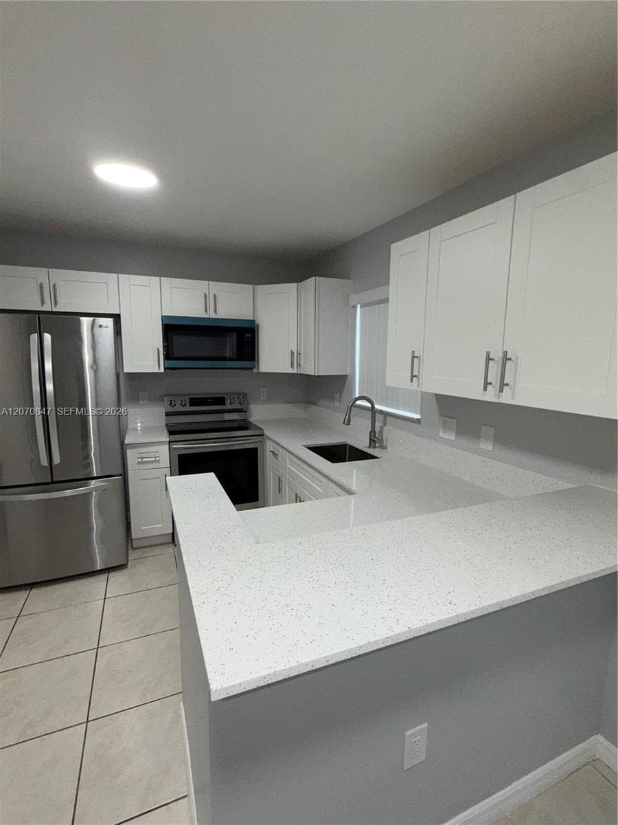 1261 SE 27th St # 101, Homestead, FL 33035 photo 2