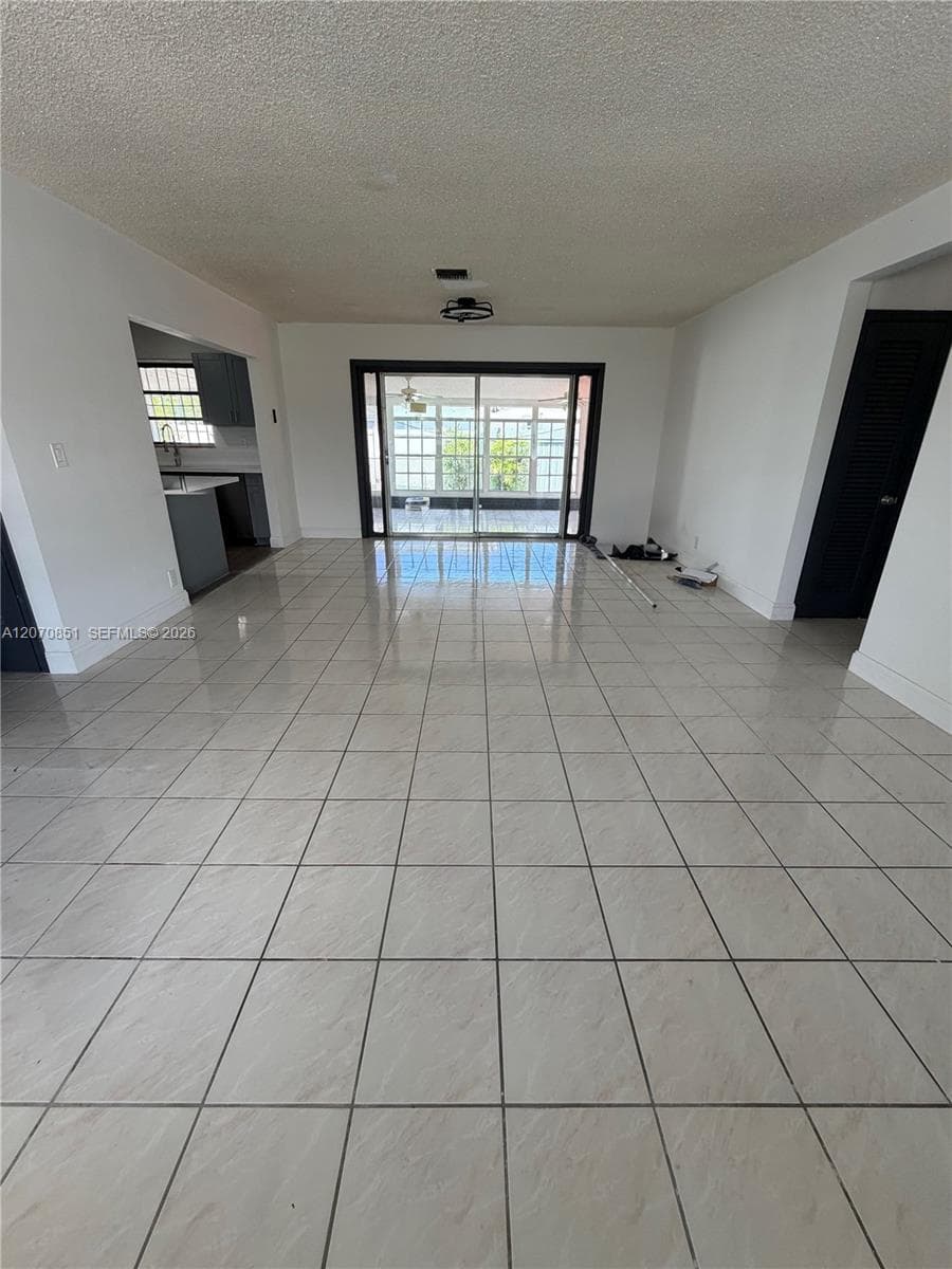 4175 SW 87th Ave # 1, Miami, FL 33165 photo 3