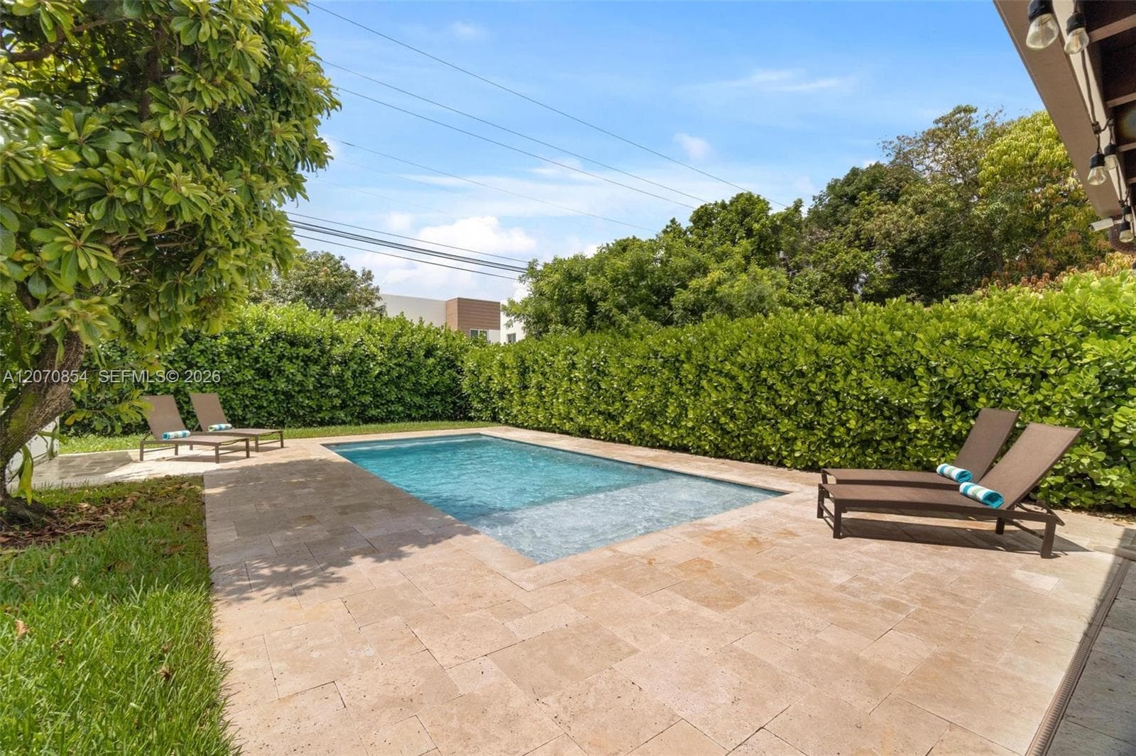 1348 SW 15th St, Miami FL 33145