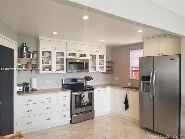 1301 NE Miami Gardens Dr # 1215W, Miami FL 33179 photo 2