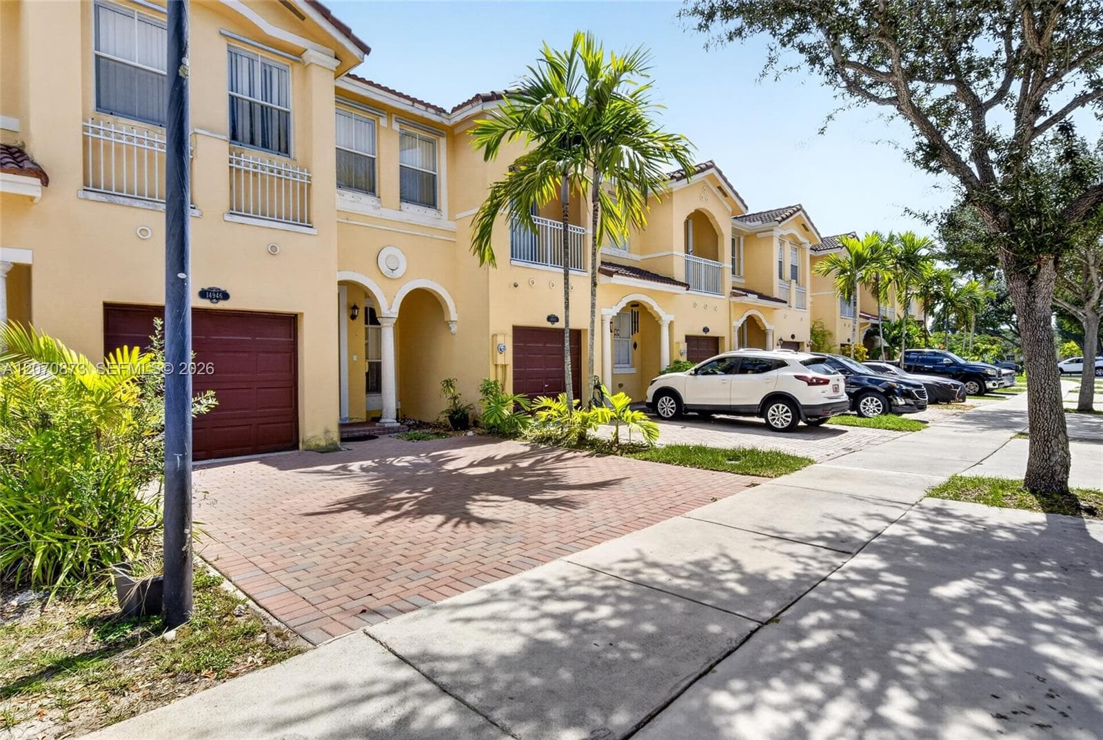 14946 SW 9th Way, Miami FL 33194 photo 2