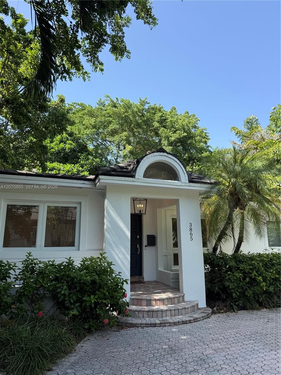 3865 Poinciana Ave, Miami FL 33133