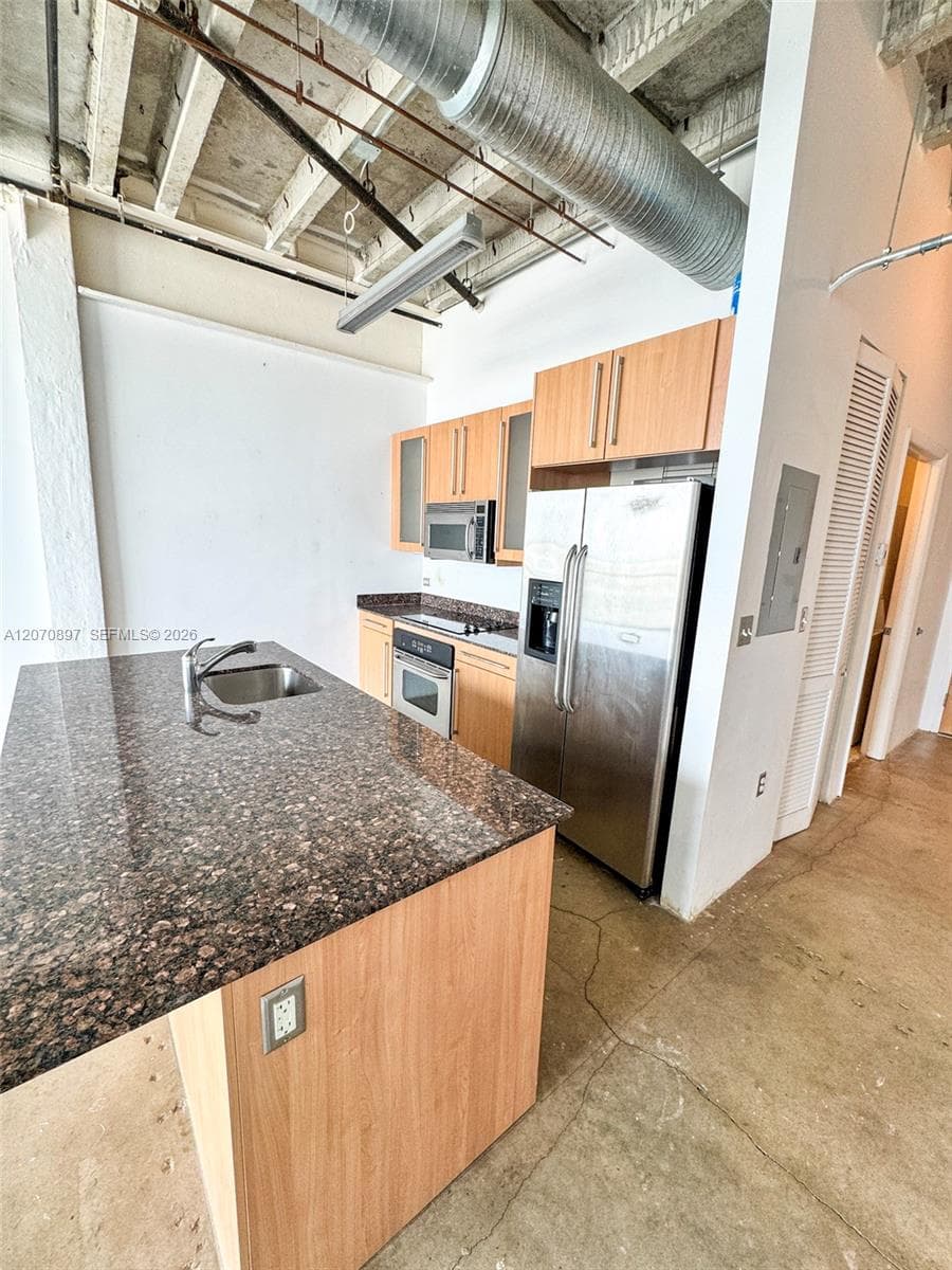 8101 Biscayne Blvd # R-411, Miami, FL 33138 photo 3