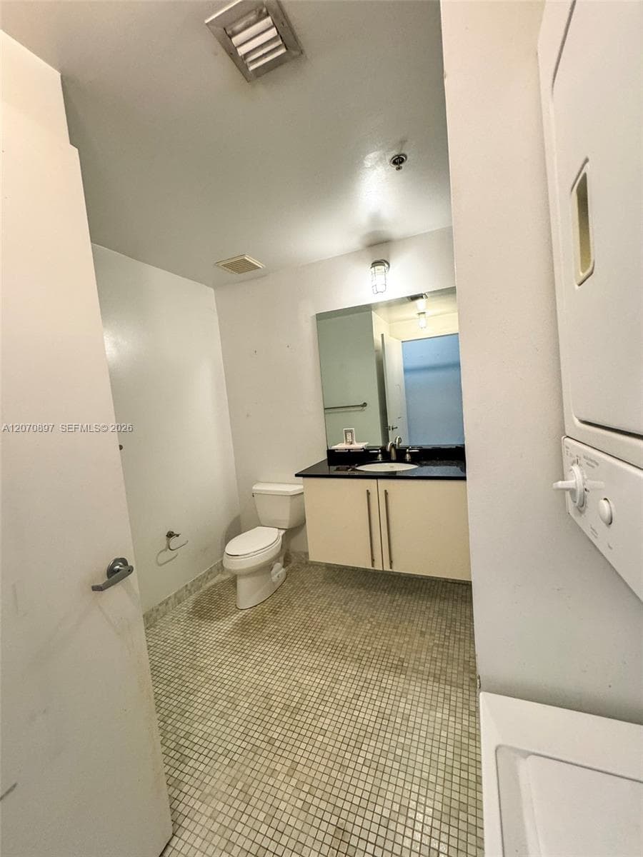 8101 Biscayne Blvd # R-411, Miami, FL 33138 photo 5