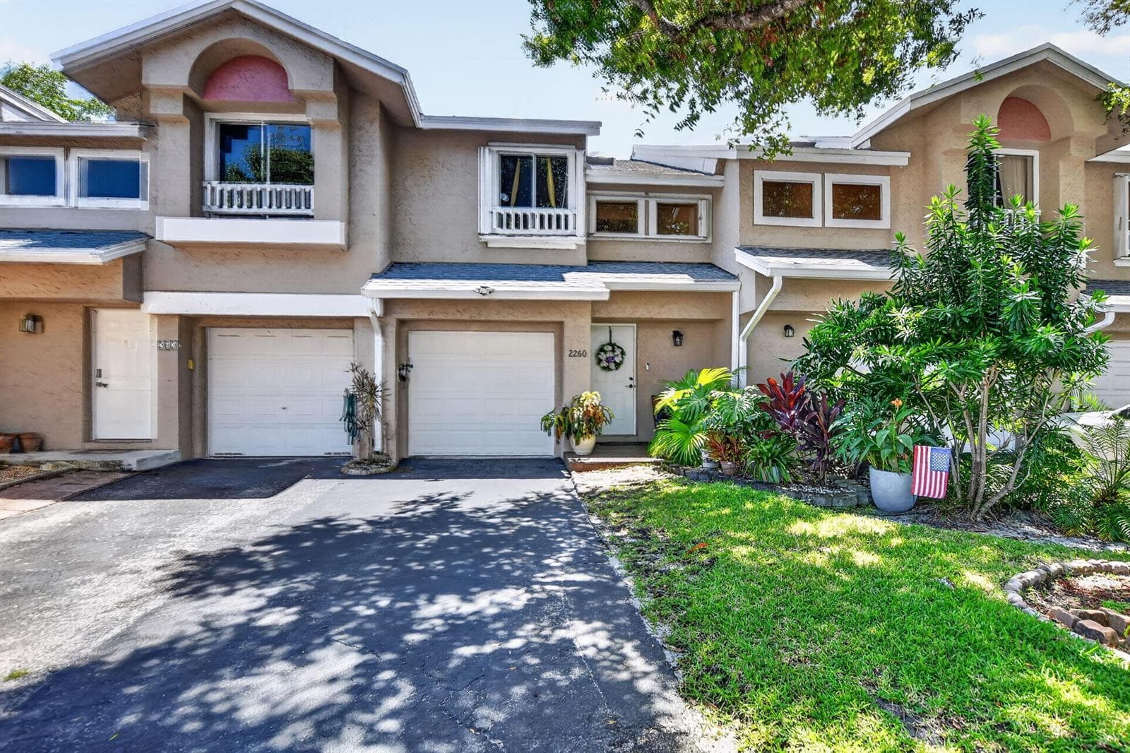 2260 Discovery Circle W, Deerfield Beach FL 33442
