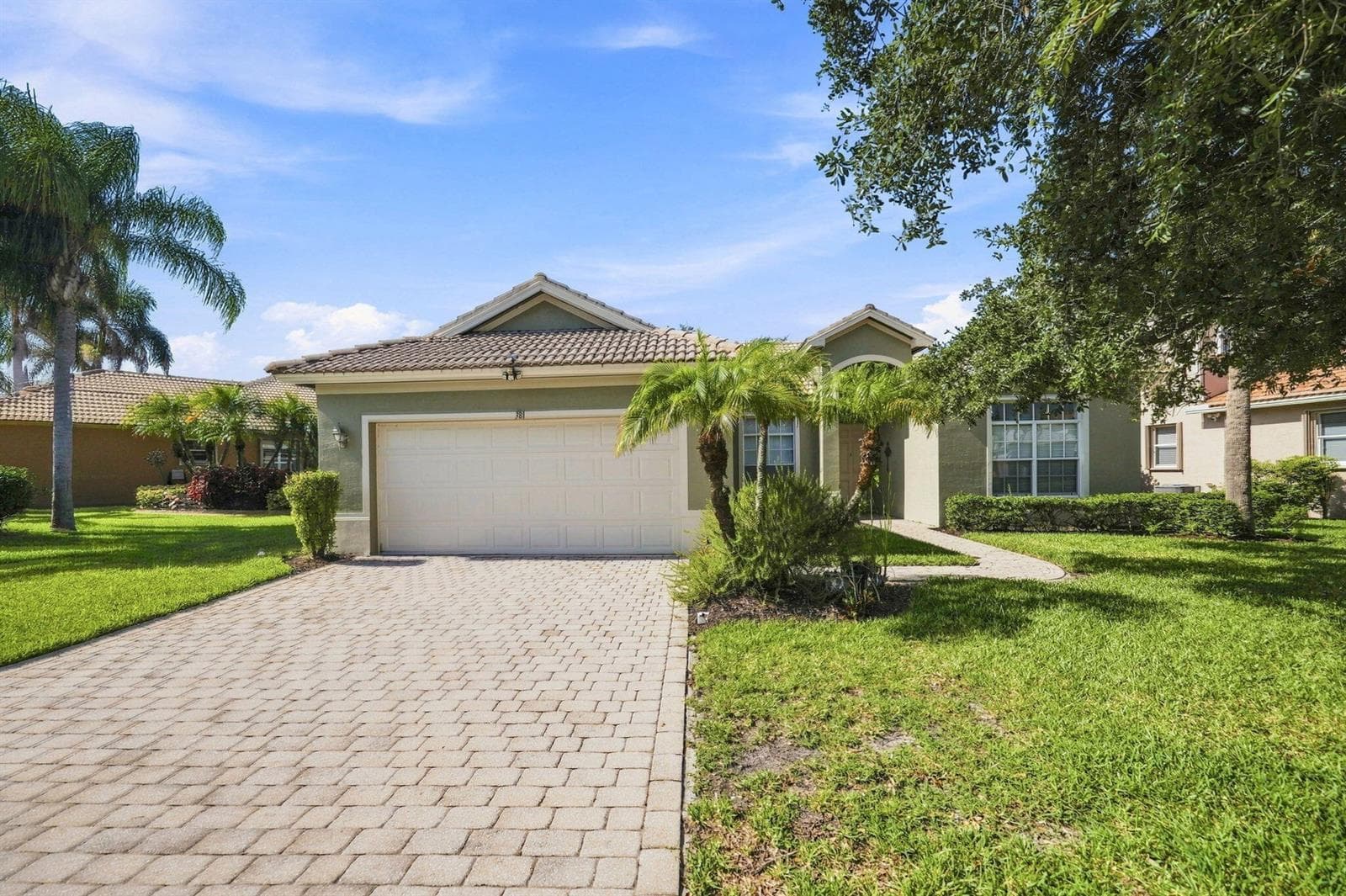 381 NW SHEFFIELD Circle, Port St. Lucie FL 34983