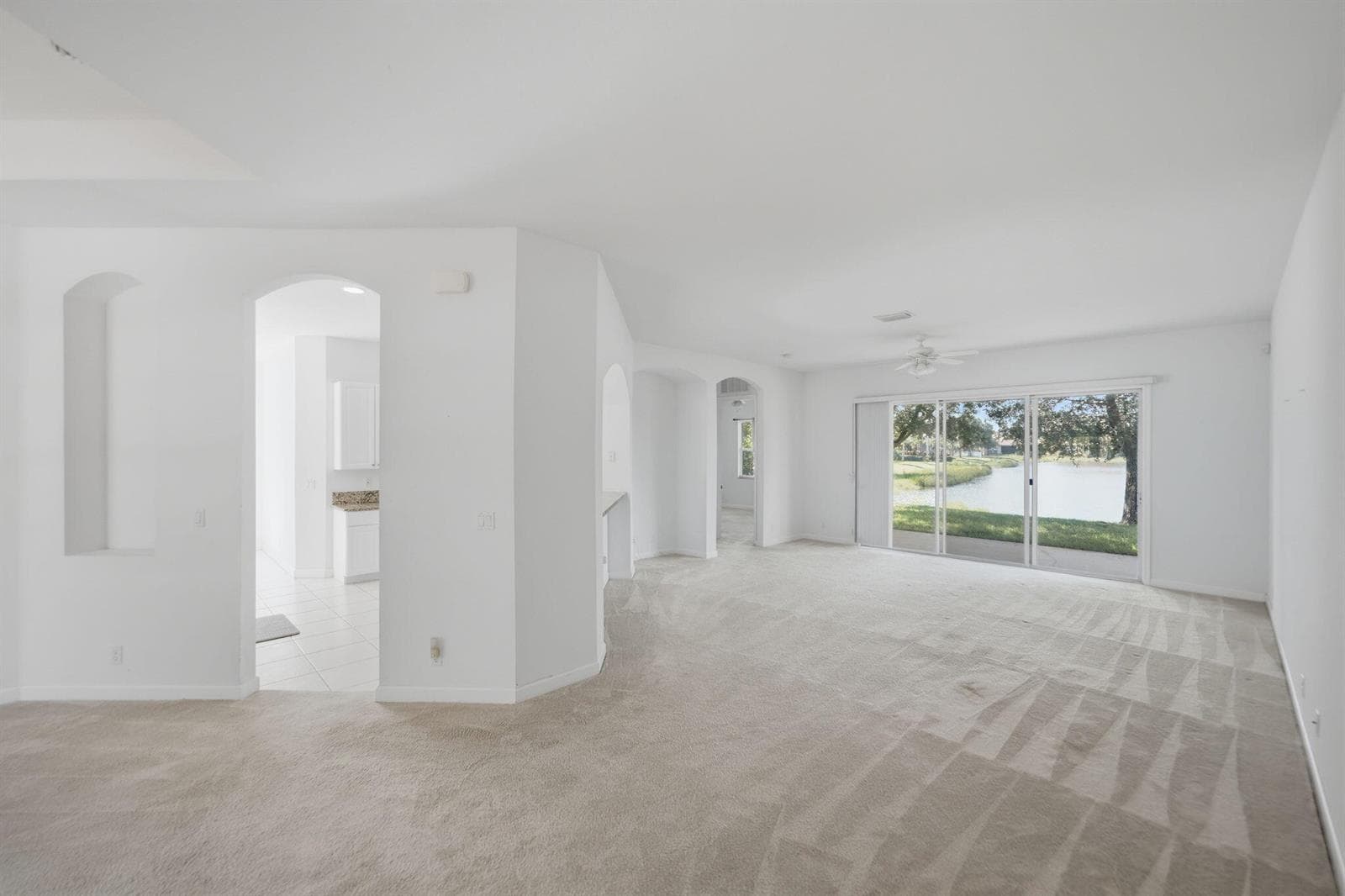 381 NW SHEFFIELD Circle, Port St. Lucie FL 34983 photo 5
