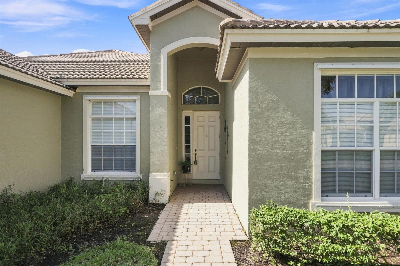381 NW SHEFFIELD Circle, Port St. Lucie FL 34983 photo 4