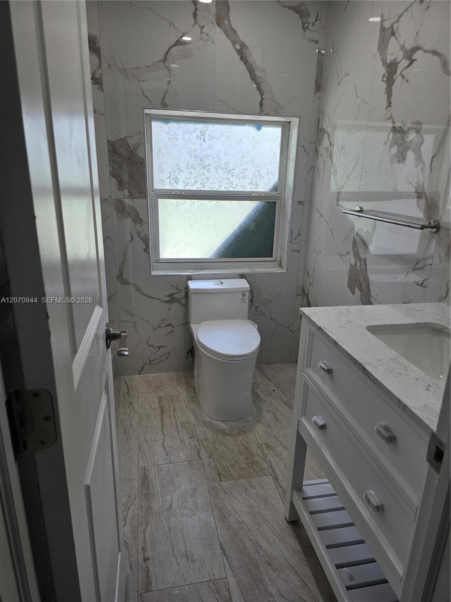 260 NE 118th Ter # 262, Miami FL 33161 photo 2